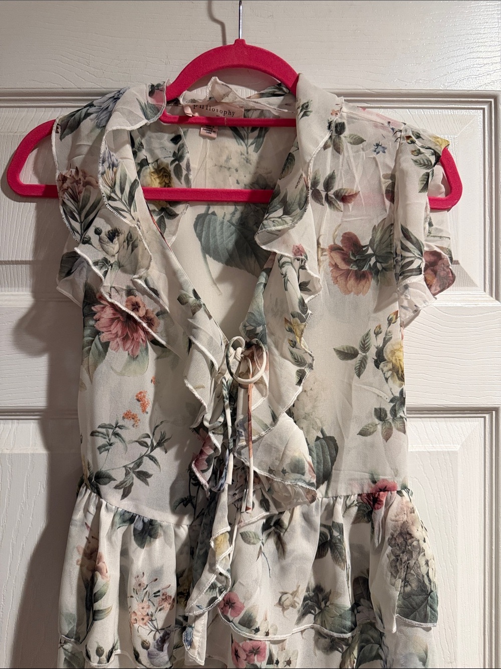 Philosophy Cream Floral Ruffle Tie-Front sheer Blouse for women BNWOT